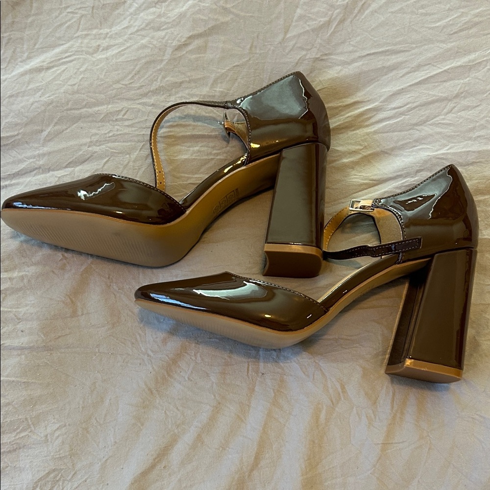 Beautiful brown patent leather tall Mary Janes